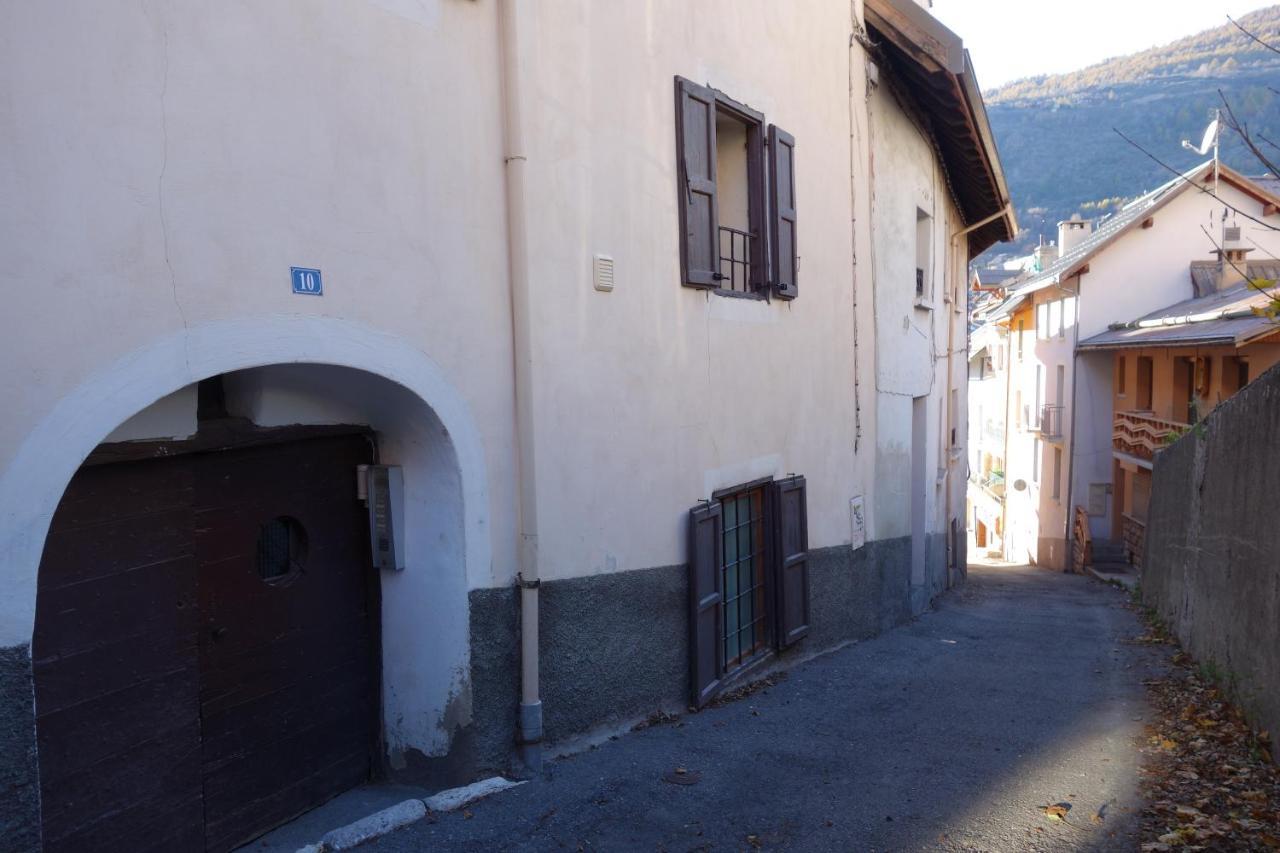 Chez Petit Louis- Appart Centre Ville Jusqu'A 6 Personnes บรีอองซง ภายนอก รูปภาพ